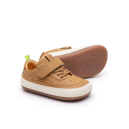 Tip Toey Joey - OUTLINE Hay (Camel)