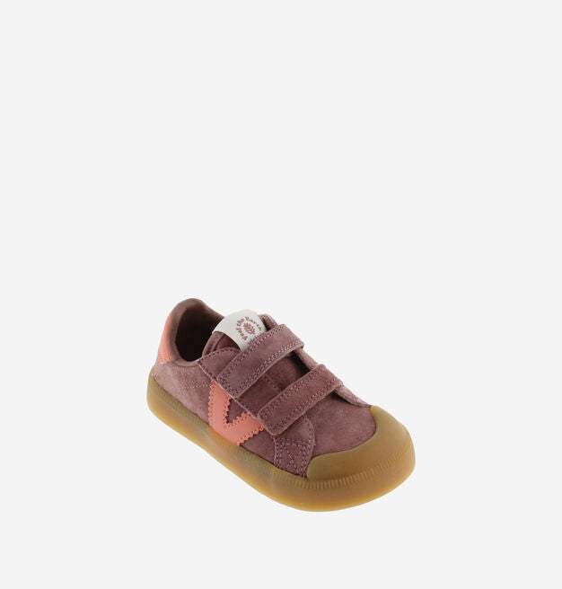 Victoria Barefoot - Oliver Camurça Malva