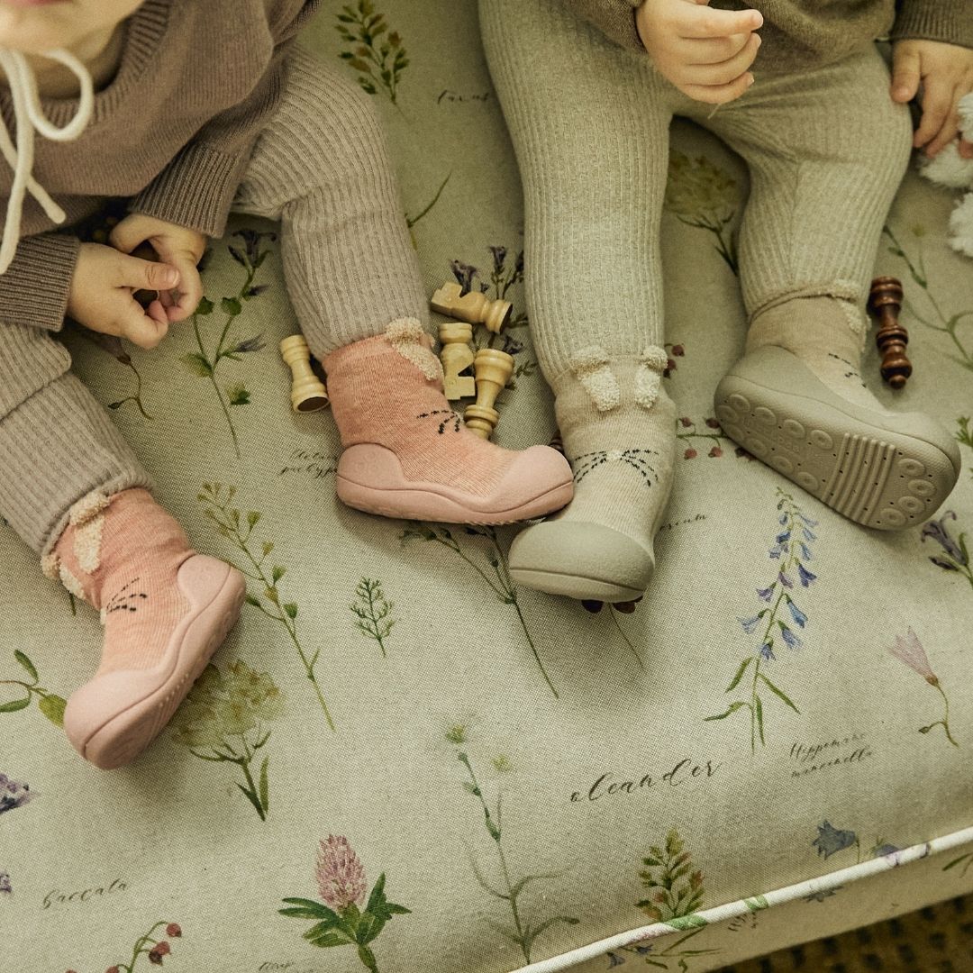 Attipas -  Rabbit Beige