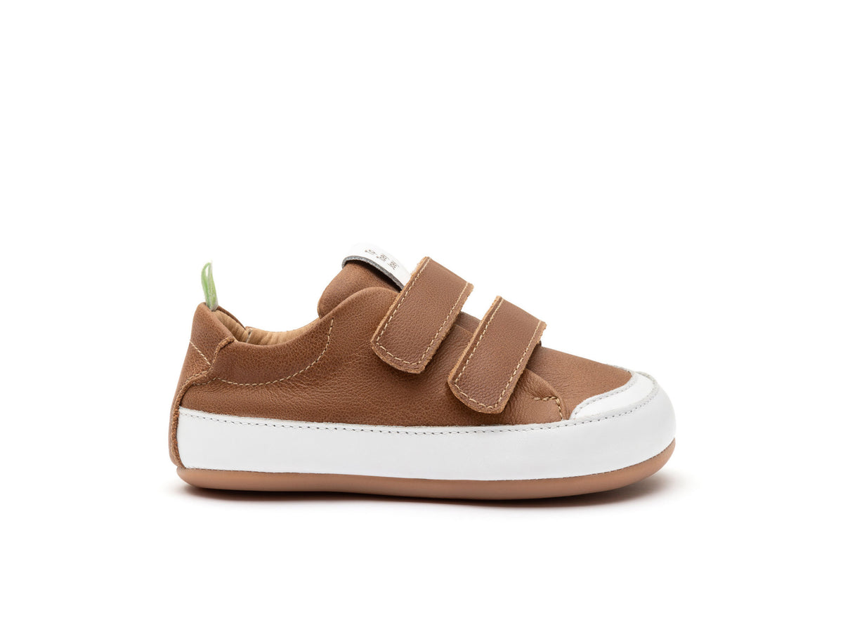 Tip Toey Joey Bossy, Whisky / White